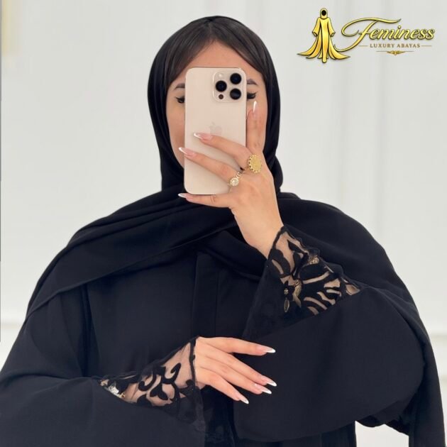 Abaya Mirna