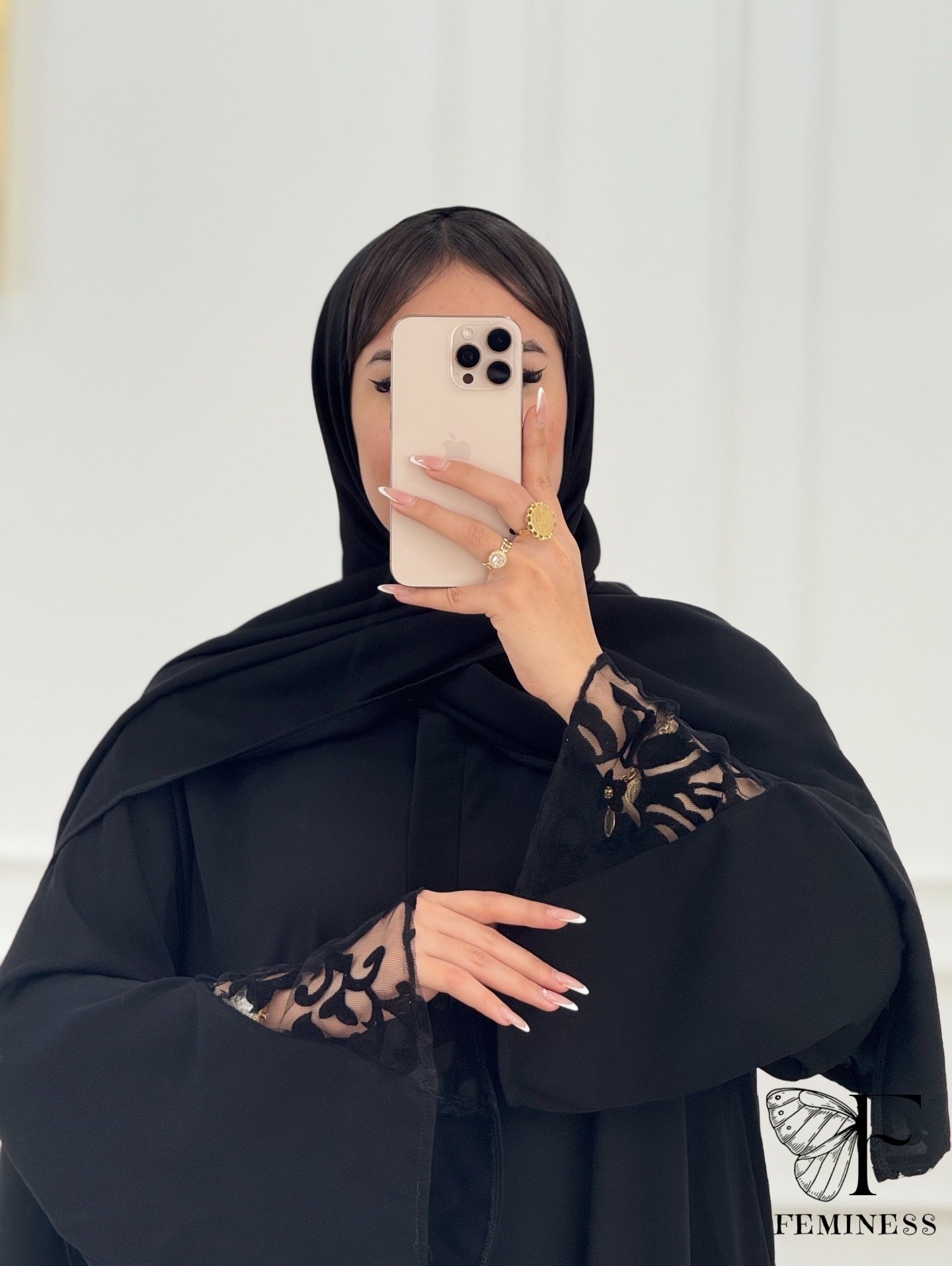 Abaya Mirna
